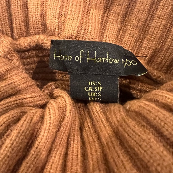 House of Harlow 1960 Camel Cropped Ribbed Sweater - Picture 2 of 9